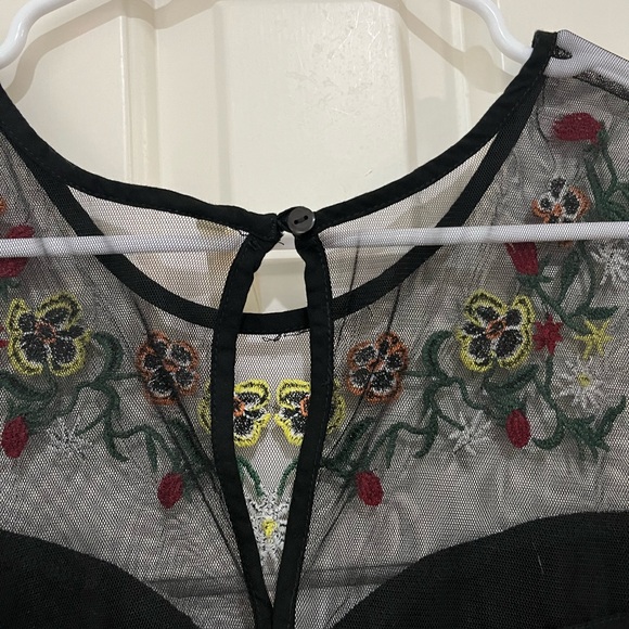 True Destiny Floral Embroidered Black Mini Dress size small - Picture 7 of 8